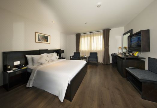 코친 젠 호텔 옥상 수영장 전경