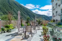 Hailuogou Mijing Hotel (Moxi Ancient Town) Hotel in zona Hailuogou of Gongga Mt.China