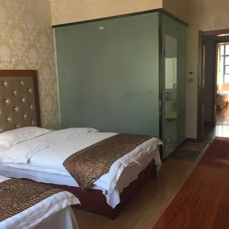 Ezhou Ludao Fishing Village Hotel