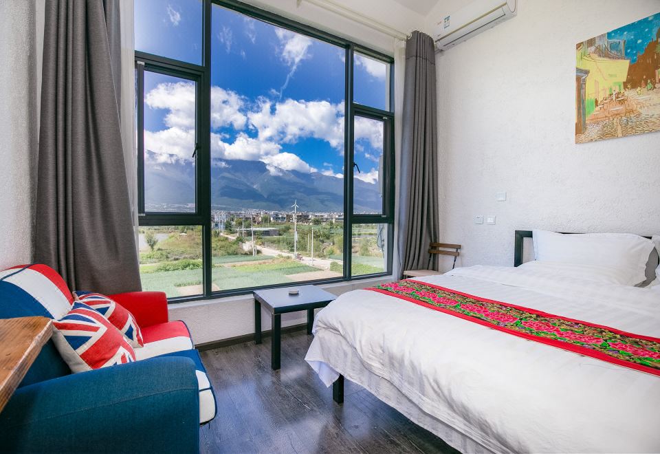 Modern american european country style(大理才村星空家园客栈), Dali (Prices