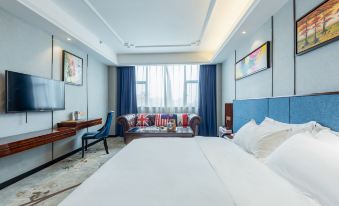 Longwan Hotel (Foshan Ceramics City)
