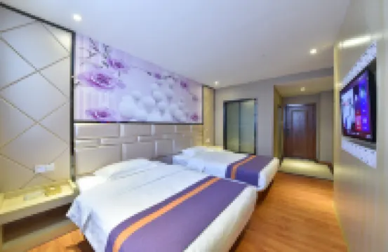 Huating Hotel (Fengzhou) Hotels near Jiuri Mountain