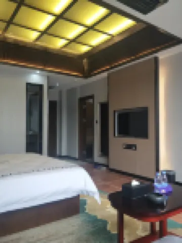 Pingguo Weisner Theme Hotel