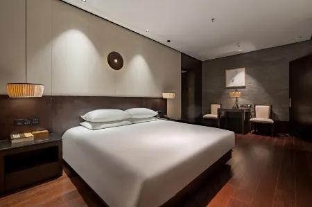 Pengcheng Hotel Отели рядом с достопримечательностью «Hubushan Ancient Architectural Complex»