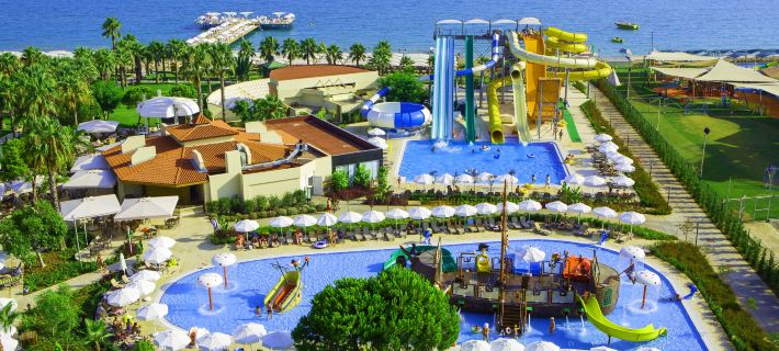 Bellis Deluxe Hotel & Heated for Winter Aqua Park Hotels in Serik