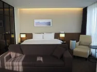 Ramada Encore by Wyndham Busan Haeundae Отели рядом с достопримечательностью «Hubrang Yasaenghwa»