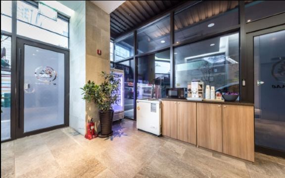 호텔 맥 은평의 깔끔한 복도