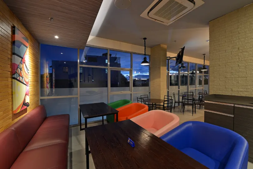 POP! Hotel Diponegoro - Surabaya