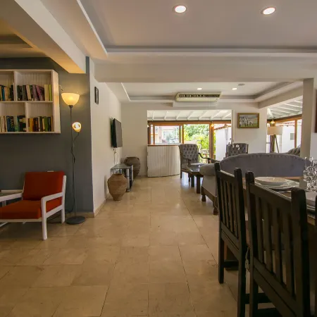Kilim Hotel & Apart