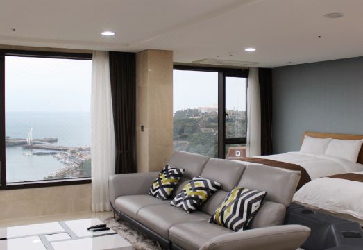 숙소 내부 전경 2