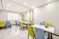 Huayi Select Hotel (Fuping Pinyang Avenue Store) Hotels in Fuping