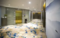 Starway Hotel (Ji'an People's Square)