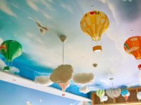 天津米斯特公寓 - 炫彩热气球巨幕投影双大床房