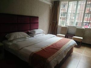 Xuanhan Sanshi Business Hotel