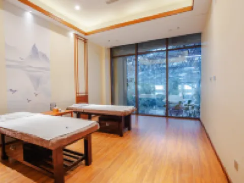 Arcadia Spa Golf International Hotel Hotels in Qihe County