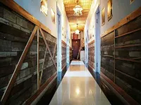 Wuchang Yim Sunshine Inn