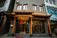 Yixunli Theme Hotel