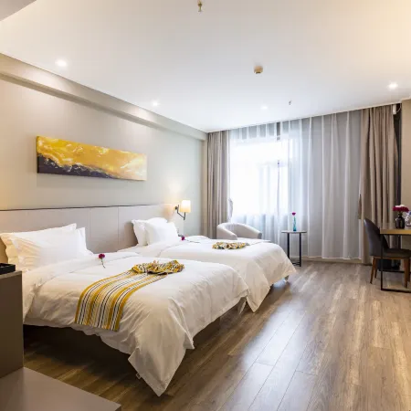 Weinan Huiou Collection Hotel