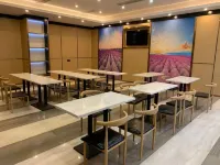 Xinken Hotel Hotels near Sunflower Garden