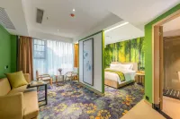 Manshiguang Hotel (Zhijiang Qixing Square) - Pysäköinti