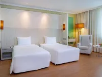 Windsor Plaza Hotel Hoteles cerca de Distrito 8