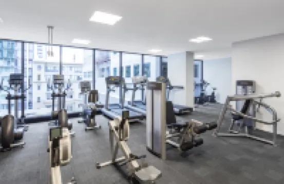 墨爾本威廉姆街盛橡套房酒店