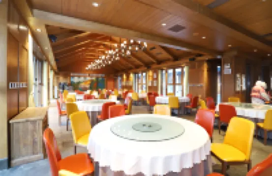 โรงแรมหยุนจูยี่