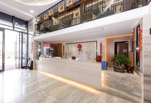 3. 이롱 R.윤 호..