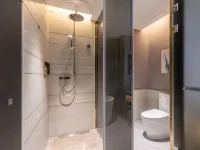 Echarm Plus Hotel (Quanzhou Wanda Plaza) Hotels near Quanzhou Kaiyuan Temple
