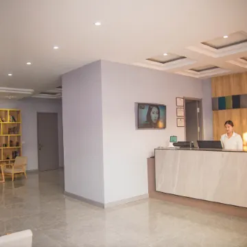 Home Inn Yubai Yun Hotel (Pingdu Xiamen Road Olympic Sports Center)