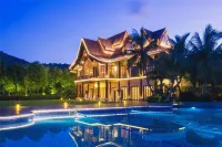 Sanya Ocean Sonic Banling Hotspring Resort