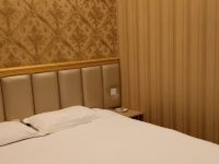 宝清多伦多宾馆 - 标准大床房