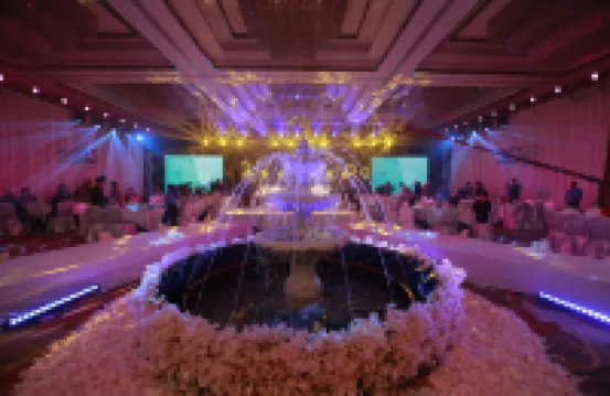 煙台龍湖假日酒店