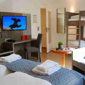 Dom Hotel am Romerbrunnen Rooms