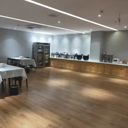 Shangfu Hotel (Gaozhou)