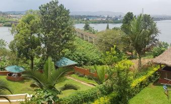 Hotel Paradise on the Nile