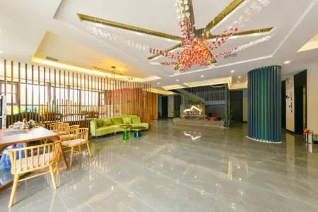 Yuntai Mountain Muze Shanli Hotel Отели рядом с достопримечательностью «Wan Shan Temple»