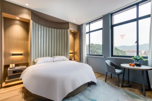 Boyue Hotel