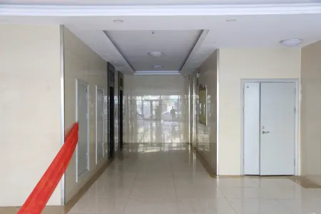 Keyu Apartment (Xintian Plaza) Отели в г. Линьшу