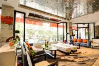 Zhongzhou Yihe Hotel (Dennis City Plaza) Hotels in Suixian