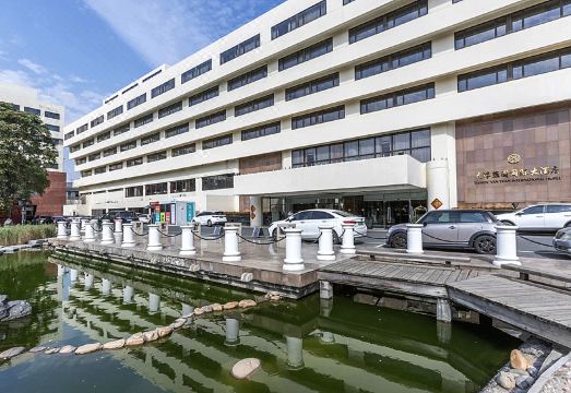 1. 옌위안 인터내셔..