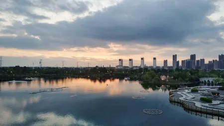 JI Hotel (Fuzhou Caifu Plaza) Отели рядом с достопримечательностью «Wang'anshi Memorial Hall»