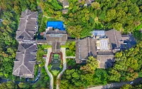 Wuzhishan Yatai Rainforest Hotel Hotels in Wuzhishan
