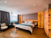 Yunpeng Sunshine Holiday Hotel Hotels in Ulan