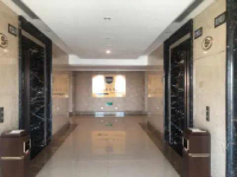 Summer Yulan Apartment