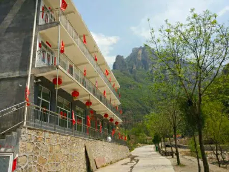 Pingshun Water View Pavilion Отели в г. Пиншунь