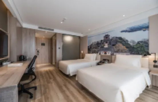 Atour Hotel Xijindu Jinshan Temple Scenic Spot Zhenjiang