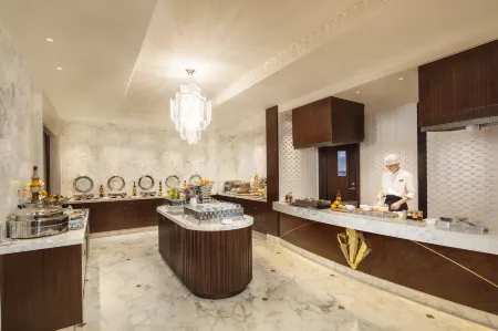 Metropolo Xin Cheng Hotel, The Bund Shanghai Отели рядом с достопримечательностью «Ун Ань (Нанкин Восточная Дорога)»