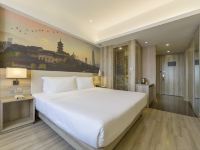 南京总统府亚朵酒店 - 高级大床房