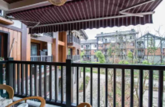 峨眉山千尋山居客棧（峨眉山景區遊客中心店）